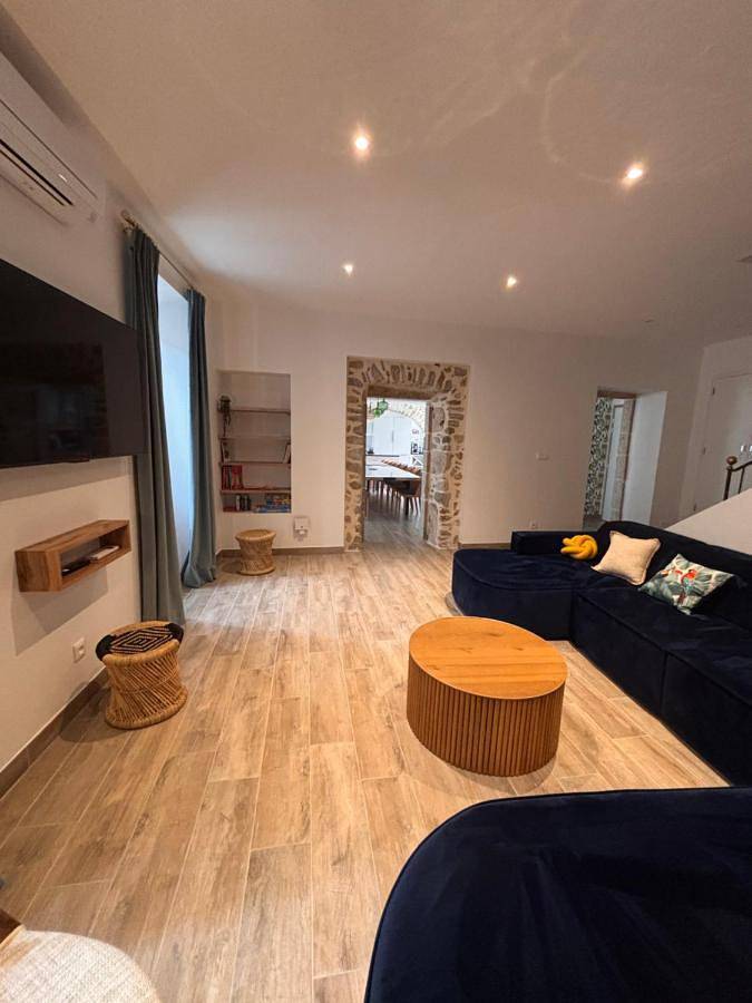 Location de vacances pour 18 personnes, avec piscine et jardin à Laurac-en-Vivarais - 3