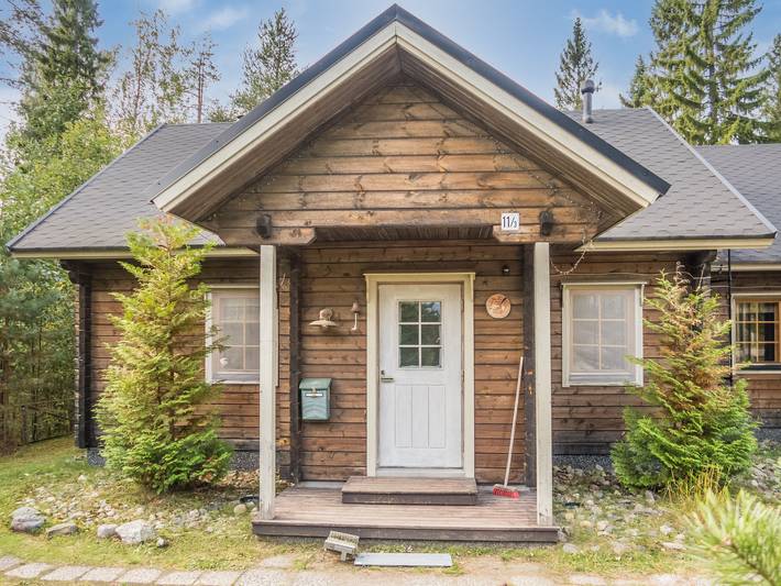 Ferienhaus für 6 Personen, mit Terrasse und Sauna in Sotkamo