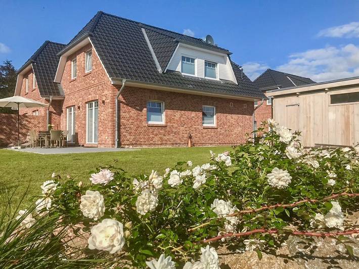 Ferienhaus für 6 Personen, mit Garten in Tating