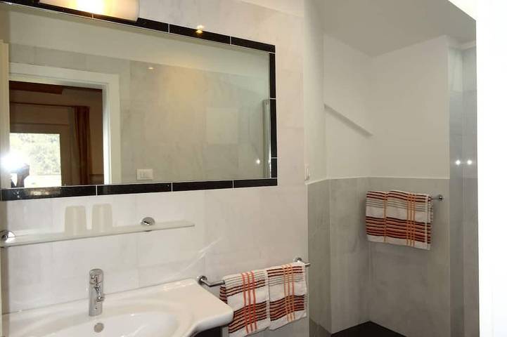 Ferienwohnung für 3 Personen, mit Balkon und Garten sowie Pool in Naturns - 4