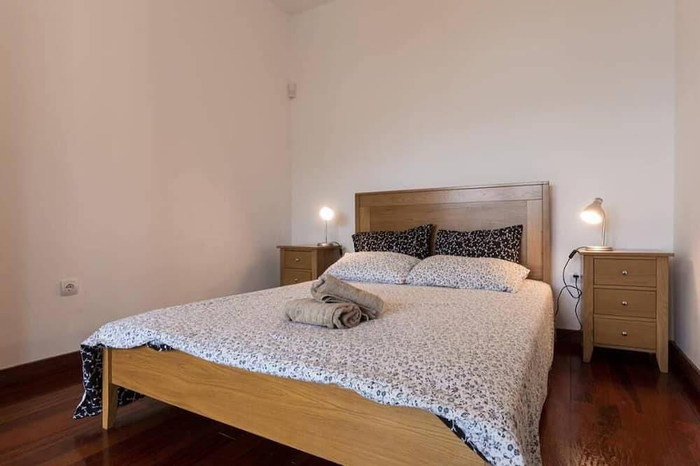 Ganze Wohnung, Dobrota, View, Pool, Luxury, Sea in Kotor, Boka Kotorska