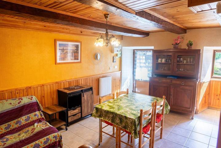 Gîte pour 3 personnes, avec terrasse, animaux acceptés à Laval-du-Tarn - 4