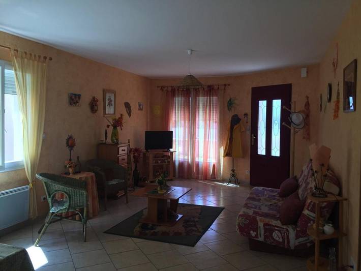 Location de vacances pour 4 personnes, avec terrasse dans Office De Tourisme De Longeville Sur Mer - 2
