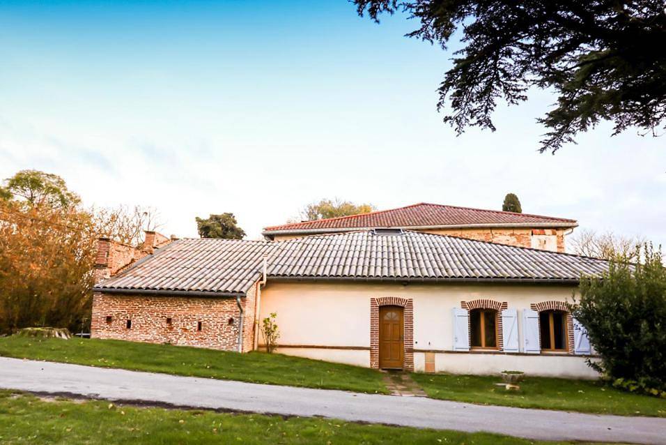 Four-Bedroom House in Verfeil, Toulouse et ses environs