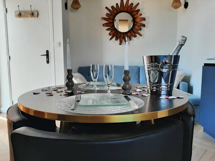Gîte pour 2 personnes, avec jardin et jacuzzi à Sassenay - 2