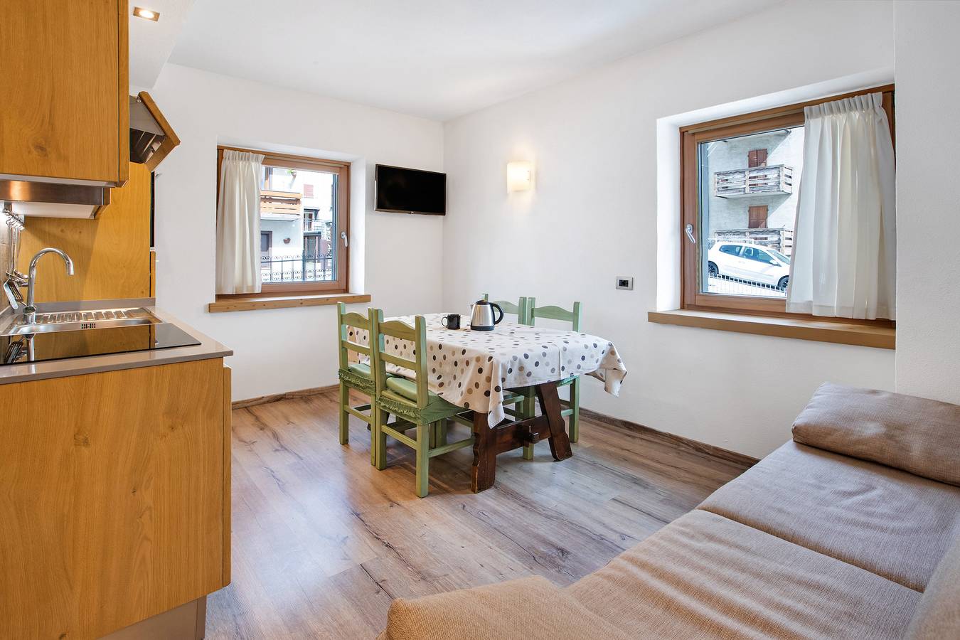 Appartamento intero, Appartamento "La Casa di Armando Ermellini" con vista sulle montagne, giardino e Wi-Fi in Santa Lucia (Valdisotto), Valdisotto