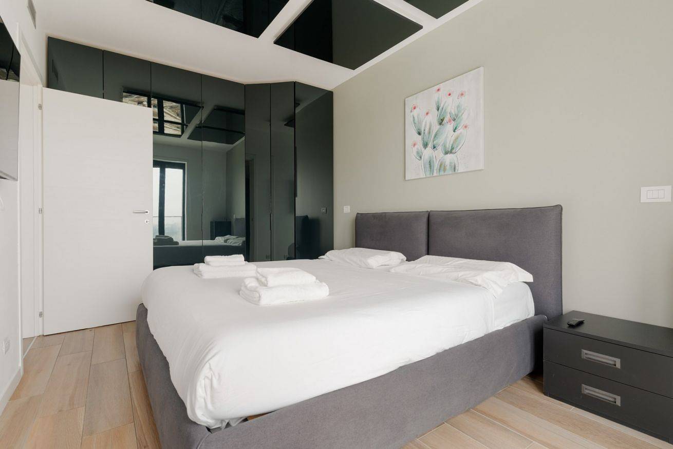 Guesthost - Cascina Merlata Flat with Terrace, foto 15
