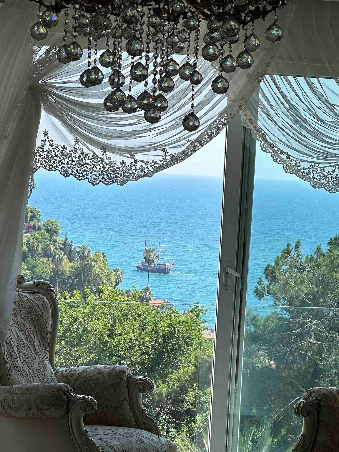 Ganze Wohnung, Königliche Wohnung 10 Minuten vom Strand von Konyaalti entfernt in Antalya, Provinz Antalya