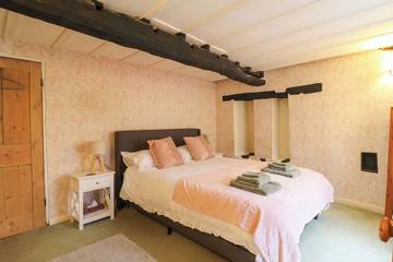 Cottage for 6 People in Bedford, Bedfordshire, Photo 1