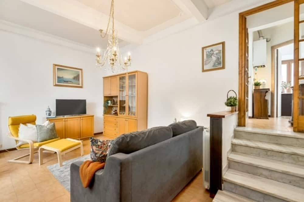 Ganze Wohnung, Charming 2-bedroom apartment in lovely Licciana Nardi with Wifi in Licciana Nardi, Val di Magra