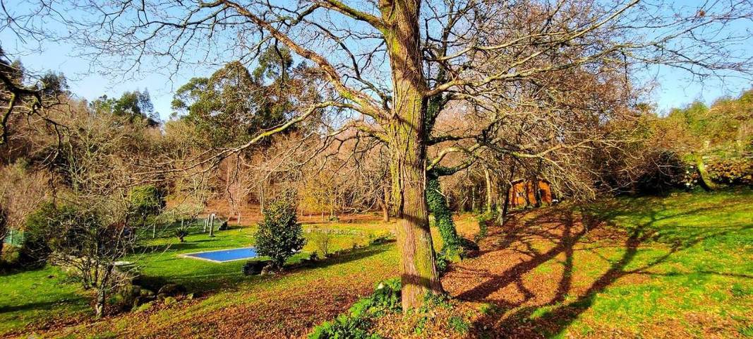 Casa rural para 2 personas, con Terraza y Jardín además de Piscina y Vistas en Comarca de Pontevedra