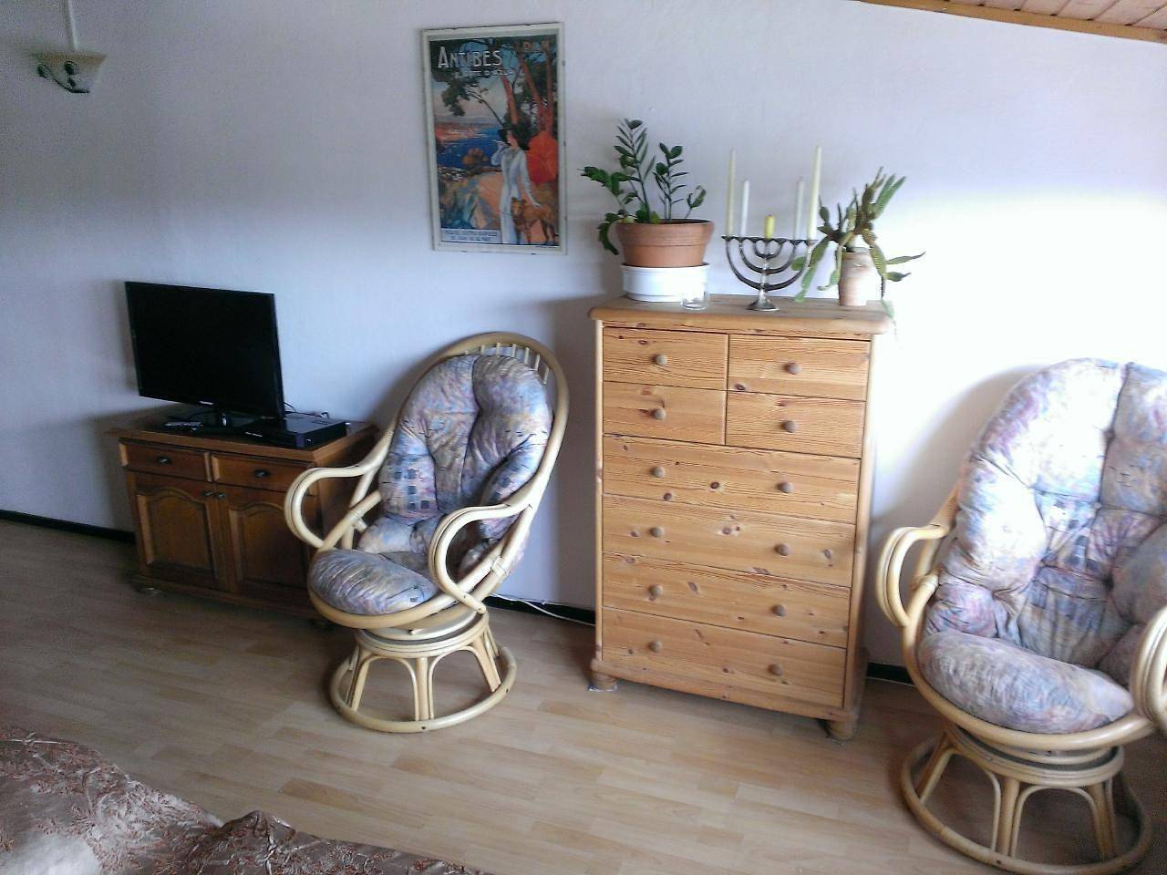 Ganze Ferienwohnung, Appartement in Reetz mit Grill und Garten in Blankenheim, Naturpark Hohes Venn-Eifel