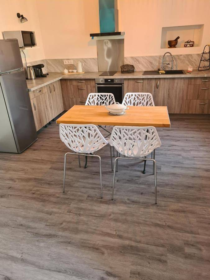 Gîte pour 2 personnes, avec jardin et terrasse à Cuxac-d'Aude - 3