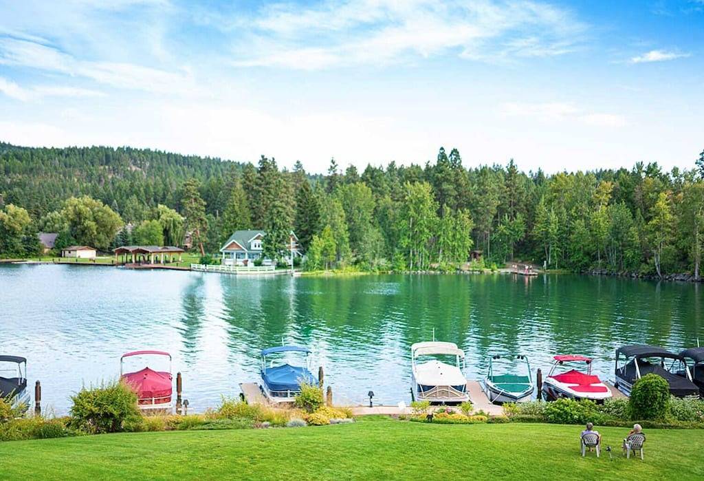 Ganze Wohnung, Flathead Lake front Condo with fabulous views Bigfork, Mt in Bigfork, Flathead Nationalwald