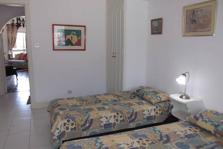 Luxury Villa - 3 Bedroom Holiday Vila With Pool for Rent in Vilamoura in Vilamoura, Quarteira
