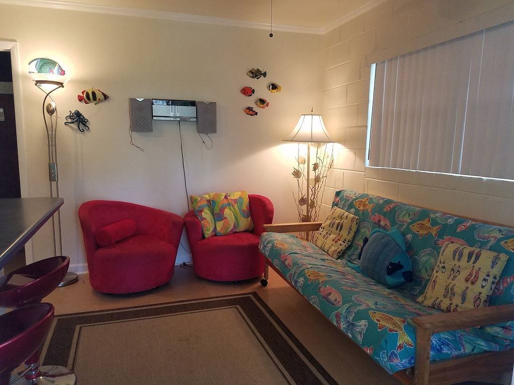 Ganze Wohnung, Erschwingliches Strandapartment mit * Schlafzahlbett * !!!! in Tybee Island, Chatham County