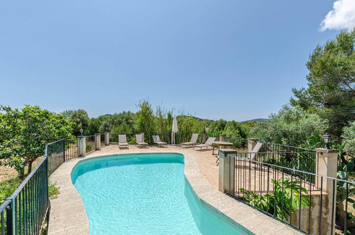 Finca für 8 Personen, mit Pool und Garten sowie Terrasse