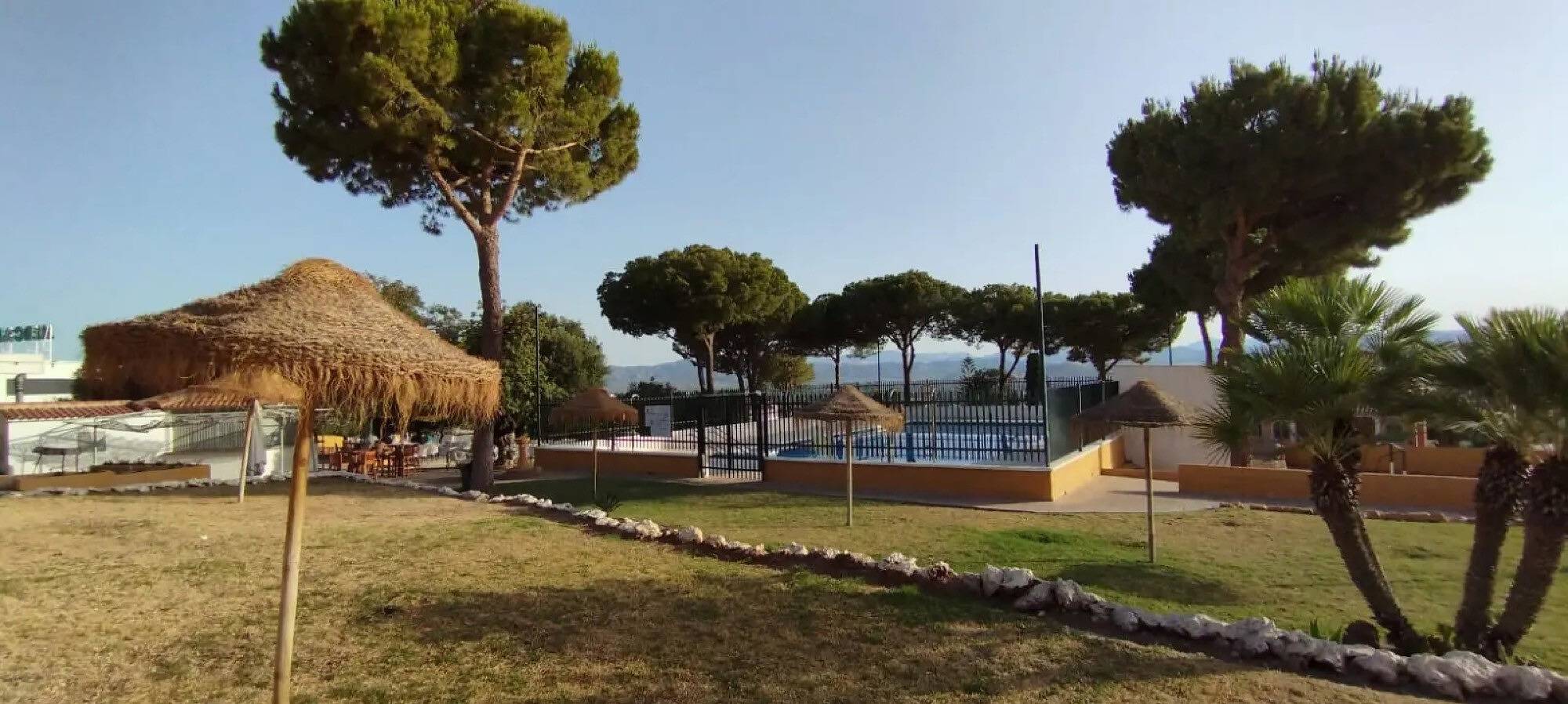 Maison de vacances 'Villa Namaste' avec vue sur la montagne, Wi-Fi et climatisation in Alhaurín de la Torre, Costa del Sol