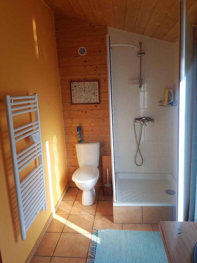 Gîte pour 2 personnes, avec piscine ainsi que jardin et vue à Yvrac - 3