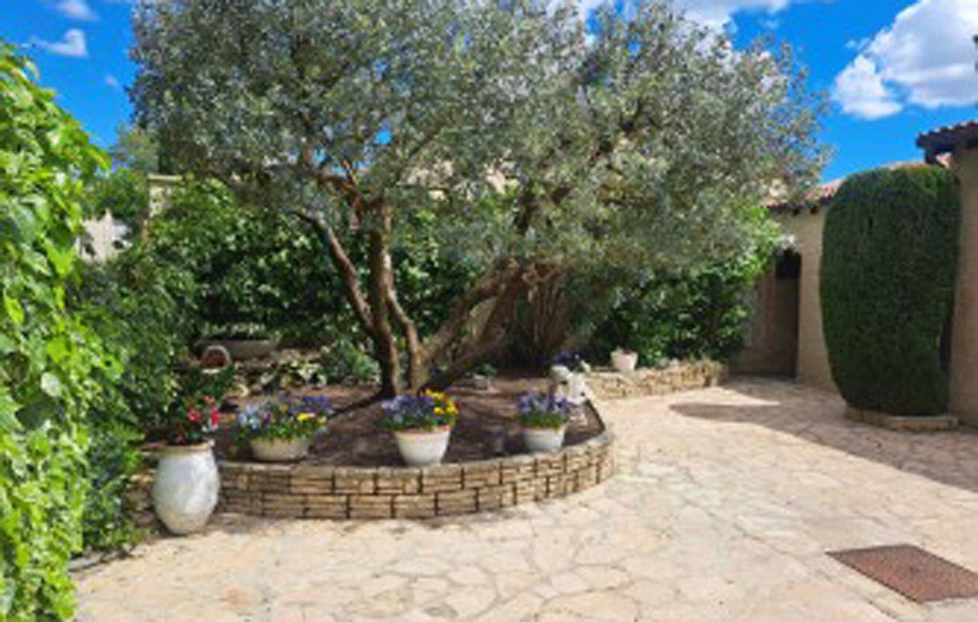Appartement Visan Garden avec WiFi et parking in Visan, Enclave de Valreas