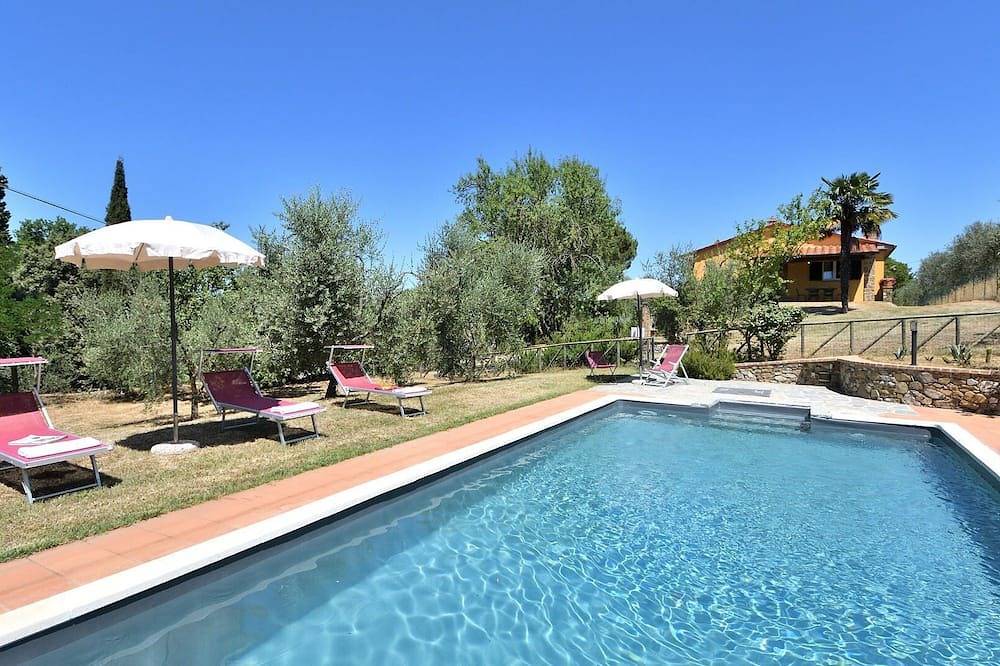 Villa pour 10 Personnes dans Lucignano, Chianti