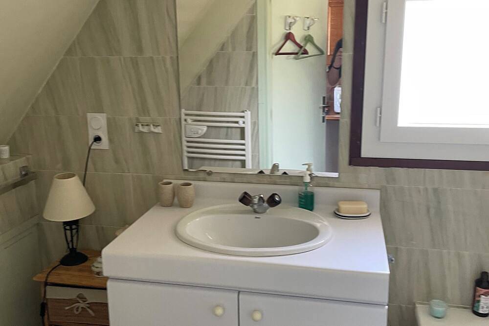 Appartement entier, Studio sur le Golf de Saint-Laurent, à deux pas des plages, de Carnac et Auray. in Golf Saint-Laurent, Ploemel