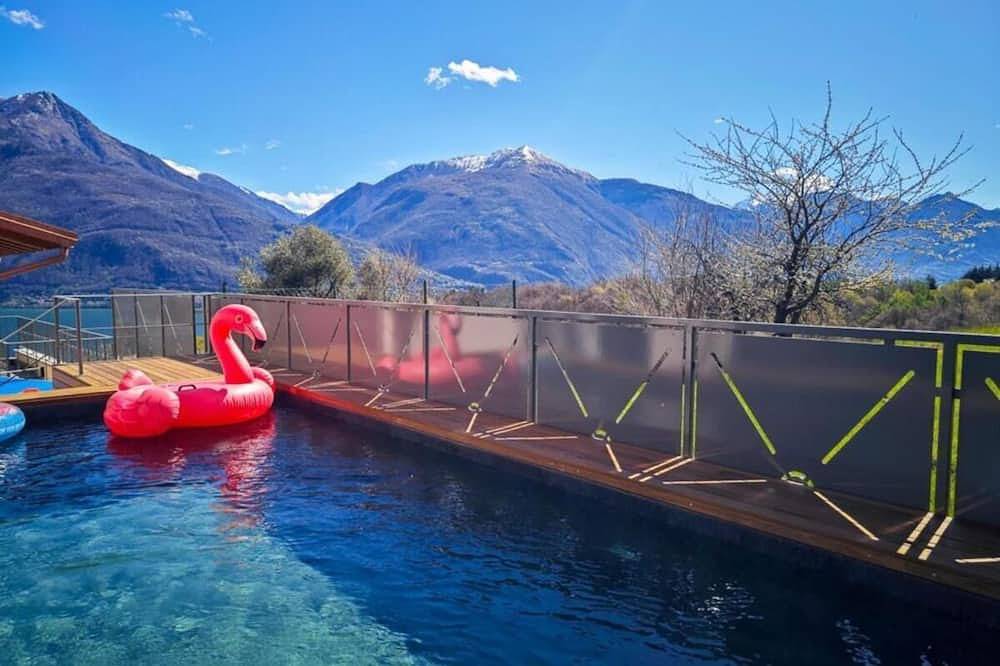 Villa Dei Venti-Breva by Curti rentals in Calozzo, Pianello del Lario