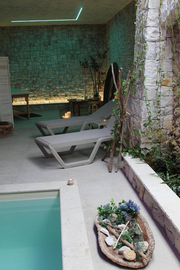 Pietra Viva Suite e Relax in Veglie, Provincia di Lecce