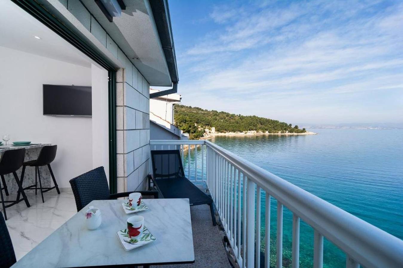 Ganze Wohnung, Apartments Seafront Paradise in Stomorska, Solta