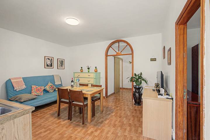 Ferienhaus 'Ca Mensa' mit Bergblick, privater Terrasse und WLAN in Playa de Güigüi, San Nicolás de Tolentino