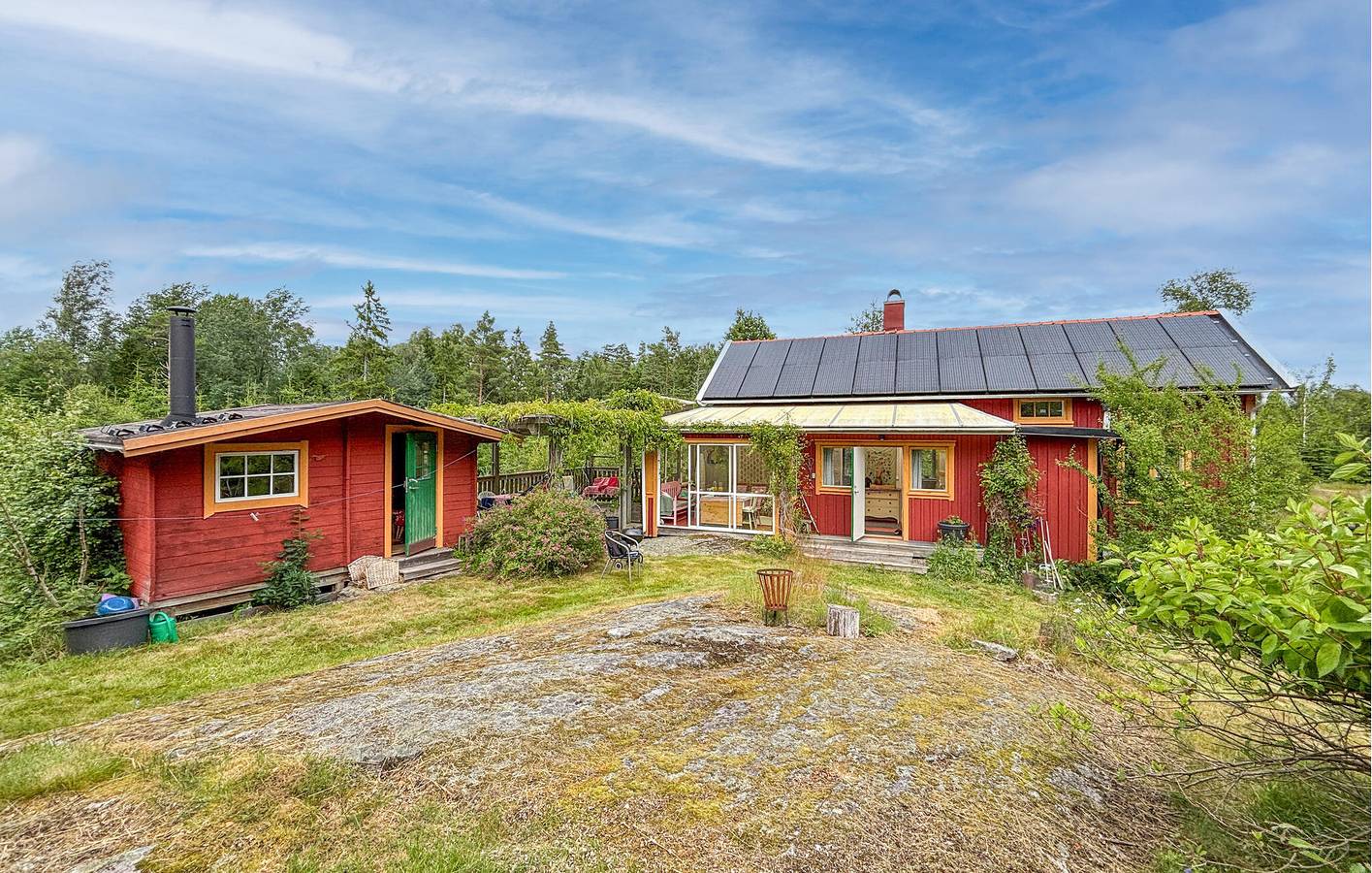 Hus för 6 Personer, med terass samt bastu och trädgård och utsikt