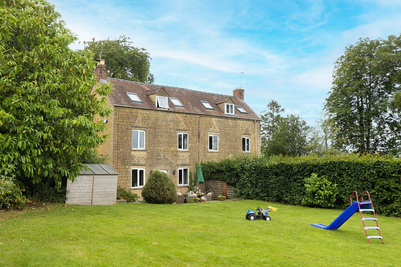 Holly Cottage in Bourton-on-the-Water, Gloucestershire