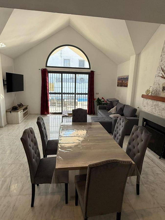 Chalet para 8 personas, con piscina además de jardín y jacuzzi en Provincia de Granada - 2