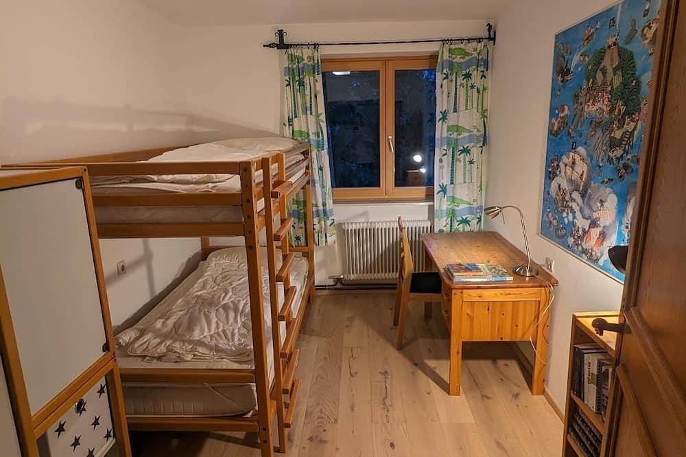 Sehr ruhig gelegenes, freistehendes Ferienhaus für bis zu acht Personen. in Hinterglemm, Saalbach-Hinterglemm