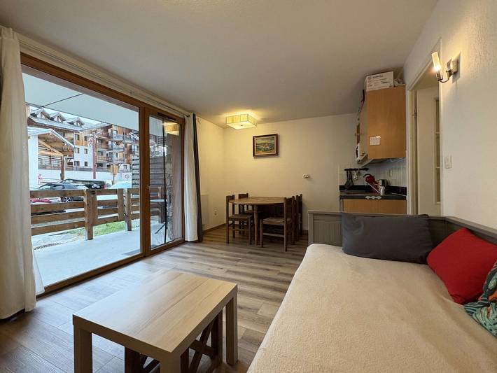 Gîte pour 4 personnes, avec Balcon ainsi que Terrasse et Piscine à Les Orres