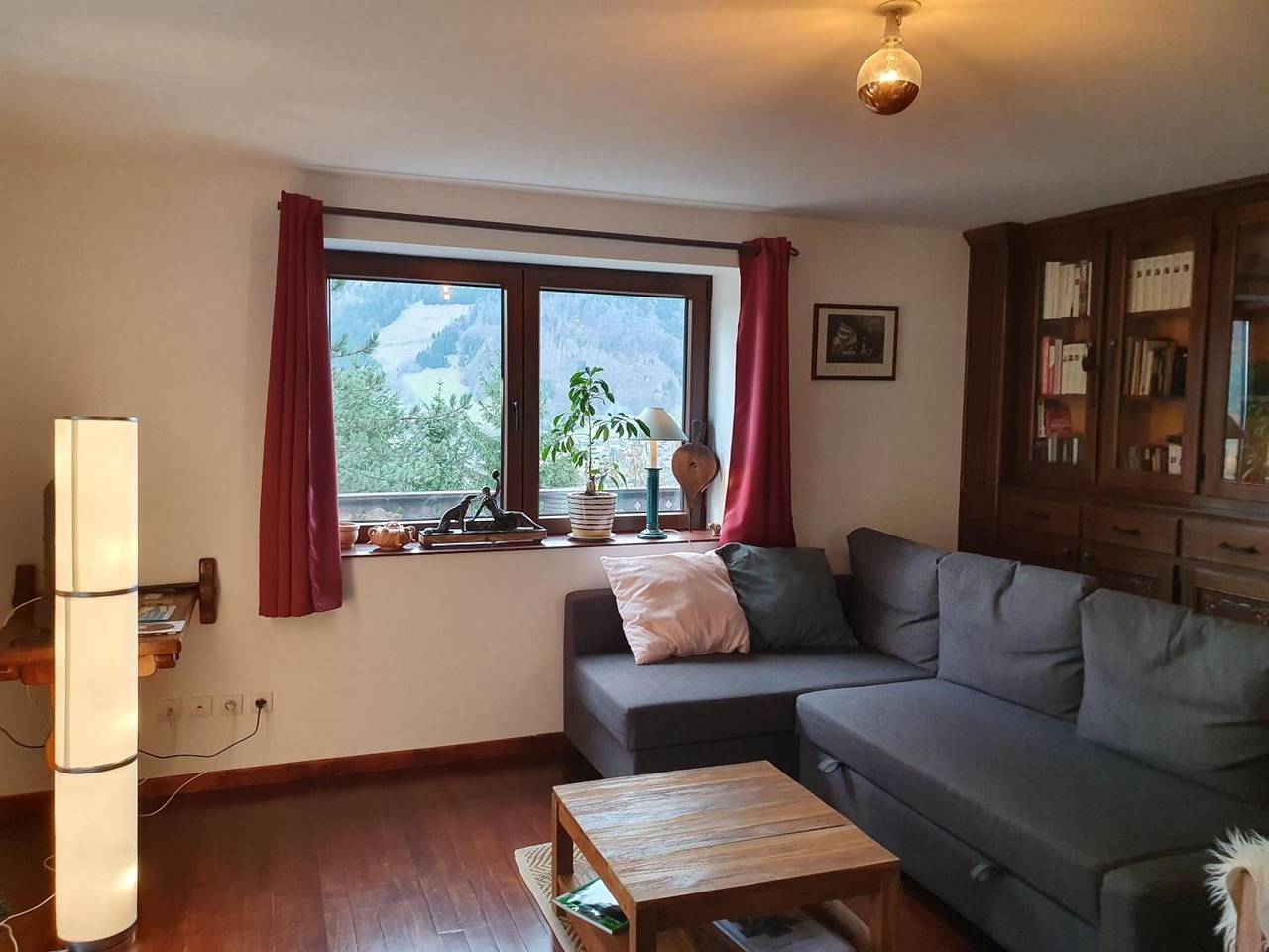 Apartamento entero, Apartamento 'Dent d'Oche' con vistas a la montaña, balcón y Wi-Fi in Vacheresse, Thonon-les-Bains region