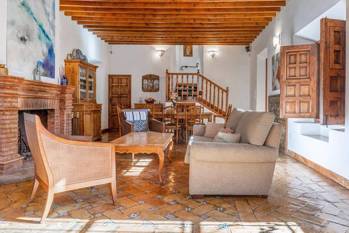 Casa rural para 6 personas, con vistas además de jardín y piscina en Granada - 2