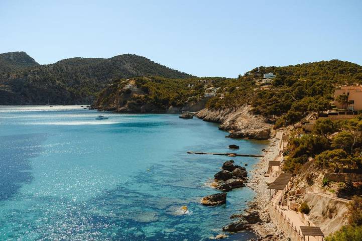 Hôtel pour 3 personnes, avec balcon et sauna ainsi que piscine et jacuzzi dans Camp de Mar - 3