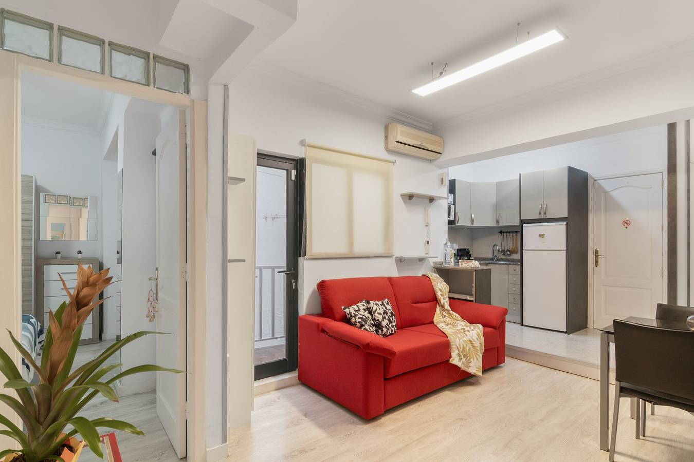 Apartamento entero, Vacaciones 'Cerca De Playa De Chica' con balcón, Wi-Fi y aire acondicionado in Las Palmas de Gran Canaria Centre, Las Palmas de Gran Canaria