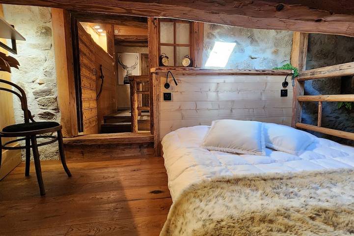 Gîte pour 5 personnes, avec jardin et terrasse, animaux acceptés à Vallorcine - 2