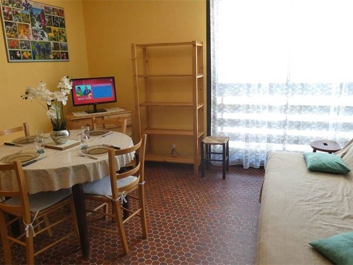 Studio entier, Studio cosy 4 pers, St Lary Soulan, pied des pistes, parking, Tv, kitchenette équipée in Saint-Lary-Soulan, Parc national des Pyrénées