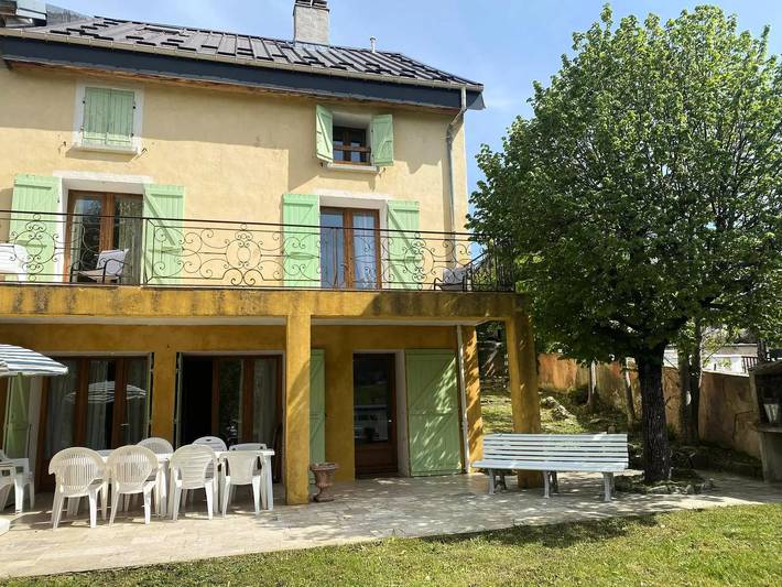Villa pour 10 personnes, avec balcon, animaux acceptés dans l' Isère