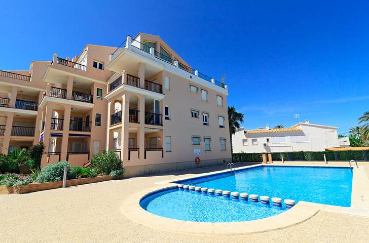 Apartamento de vacaciones para 4 personas, con terraza y jardín - 1