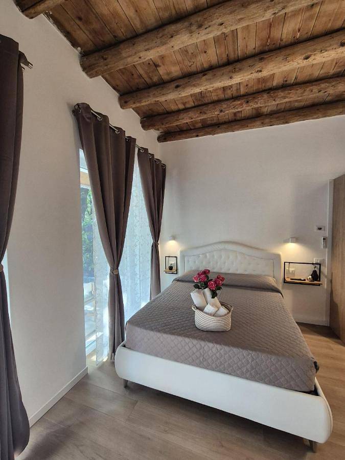 Villa Joy Verona - Junior Suite in Verona, Gardasee-Berge