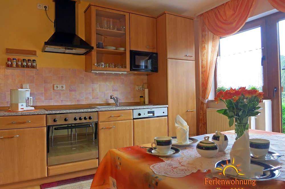 Ganze Wohnung, Helle und moderne Ferienwohnung für 4 Personen in Zweibrücken, Pfalz