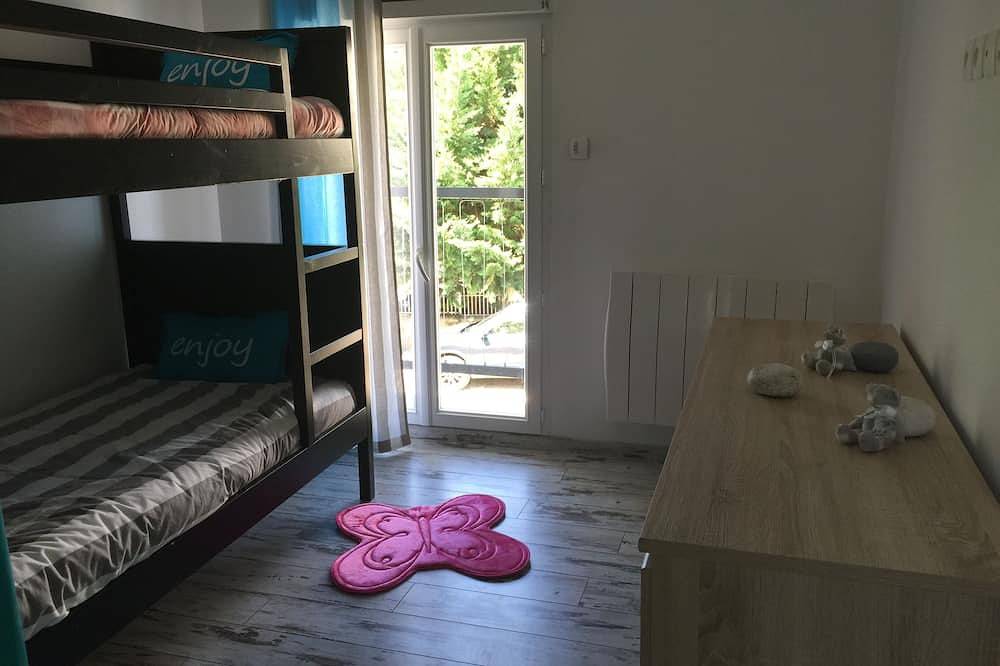 Entire apartment, Loft P'Tite Pomme with Spa in Azay-le-Rideau, Loire Valley