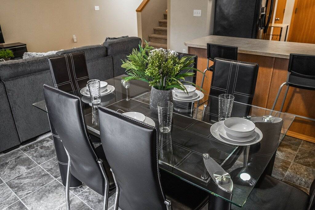 Serenity in Prime Everett Craftsman Near Boeing! in Everett, Snohomish County