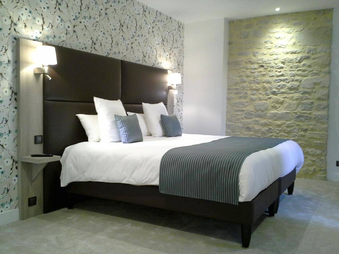Superior Deluxe Double or Twin Room in Bayeux, Bayeux region