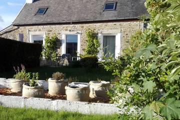 Gîte pour 6 personnes, avec terrasse et jardin à Plouezoc'h