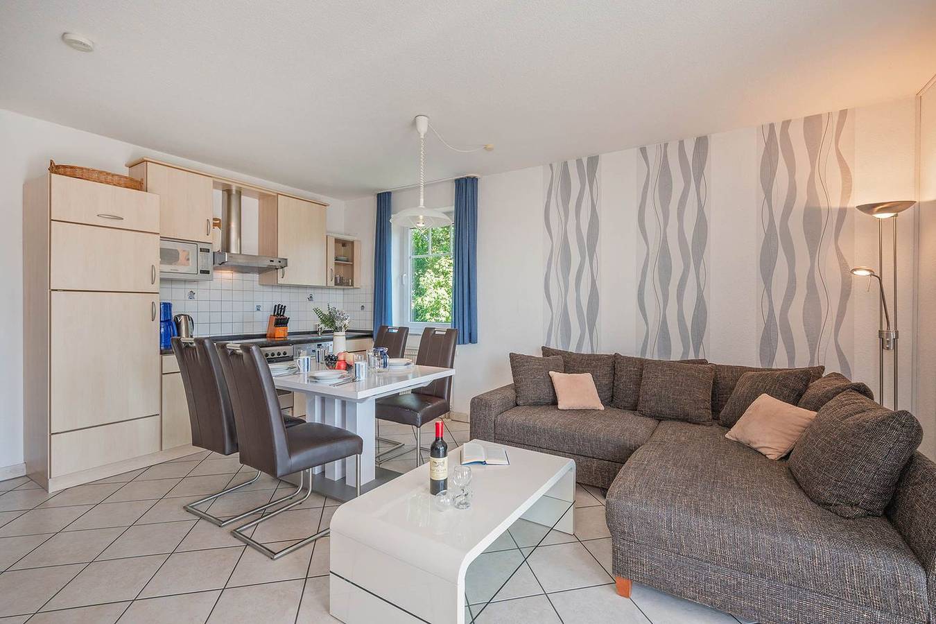 Ganze Wohnung, Ostsee-Quartett - 13 - helles Quartier, liebevoll gestaltet mit Balkon in Zinnowitz, Usedomer Norden